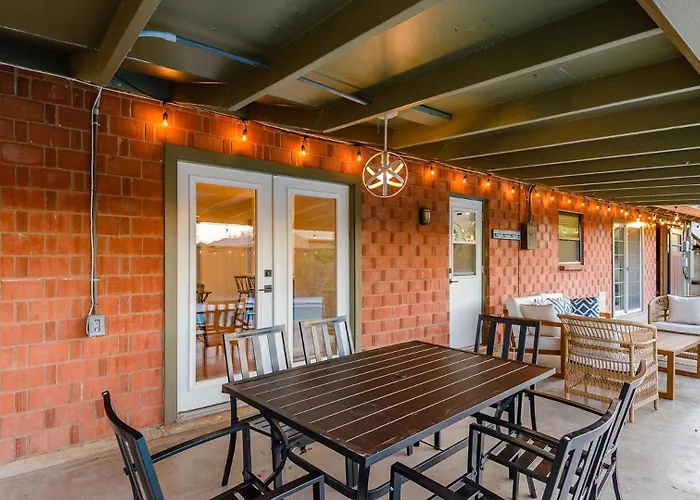 Holiday home Pool, Hot Tub, 5 Minutes To Old Town *