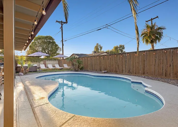 Pool, Hot Tub, 5 Minutes To Old Town Holiday home Scottsdale