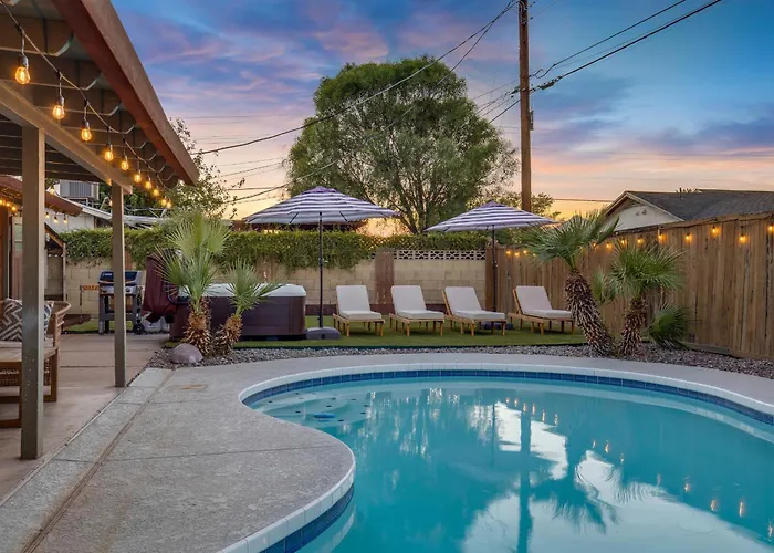Pool, Hot Tub, 5 Minutes To Old Town *