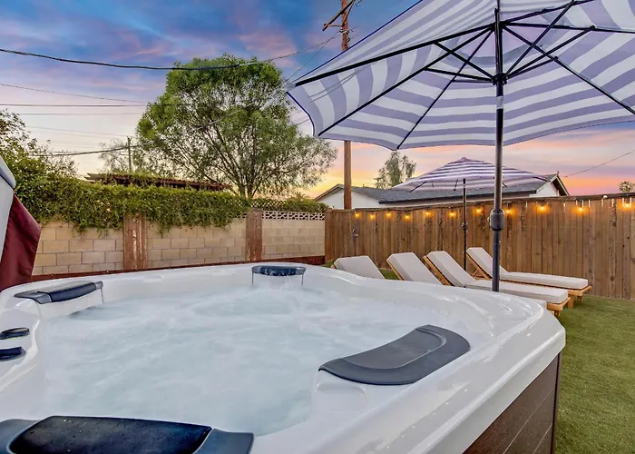 Pool, Hot Tub, 5 Minutes To Old Town *